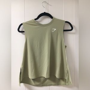 GYMSHARK CROPPED TANK